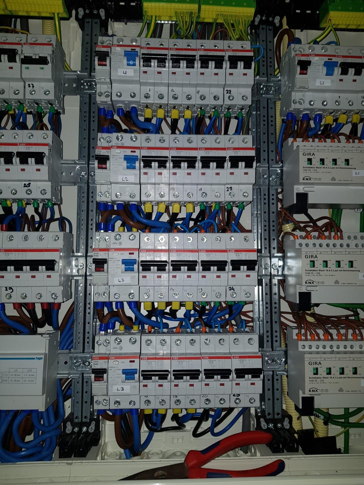 KNX modules en circuit breakers